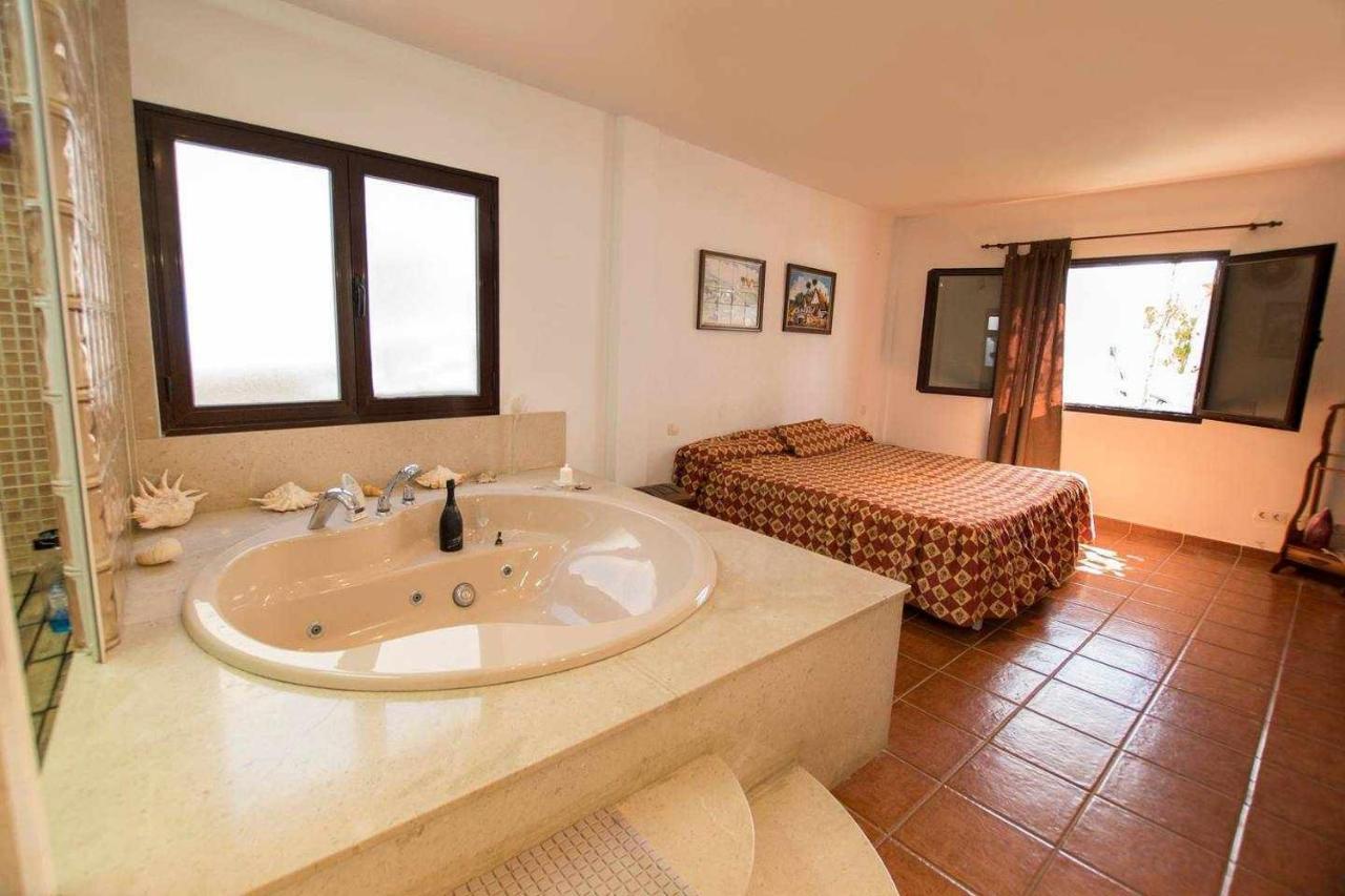 Villa Palacios Herrero Tahiche Εξωτερικό φωτογραφία